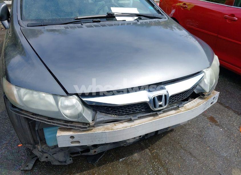 Photo 6 of 2010 Honda Civic LX (VIN 2HGFA1F51AH319504)