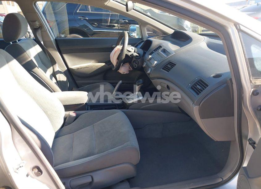 Photo 5 of 2010 Honda Civic LX (VIN 2HGFA1F51AH319633)