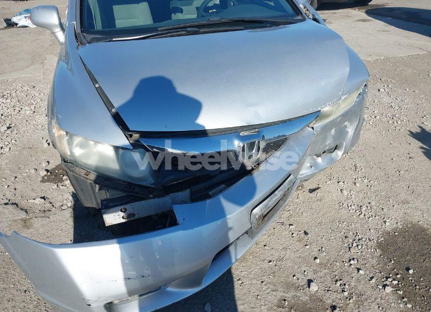 Photo 6 of 2010 Honda Civic LX (VIN 2HGFA1F51AH319633)