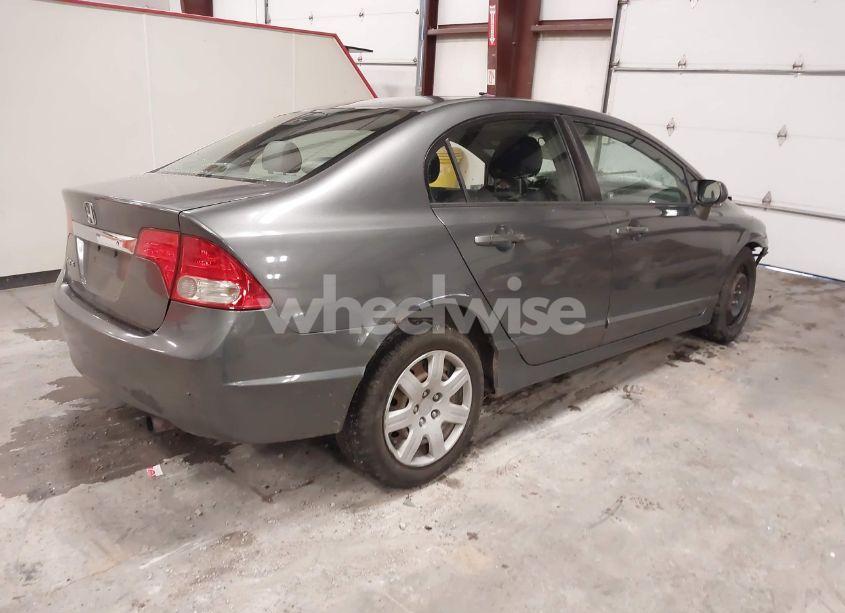 Photo 4 of 2010 Honda Civic LX (VIN 2HGFA1F51AH324962)