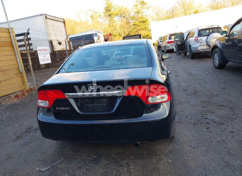 Photo 16 of 2010 Honda Civic LX (VIN 2HGFA1F51AH528211)