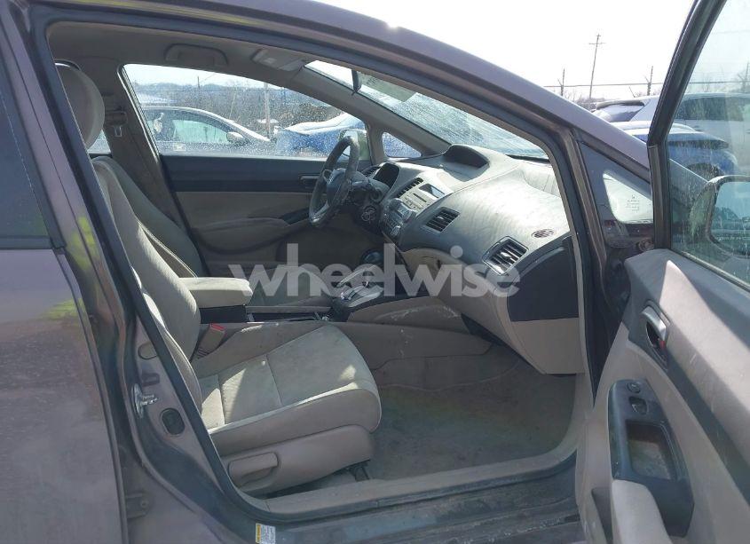 Photo 5 of 2010 Honda Civic LX (VIN 2HGFA1F51AH535756)