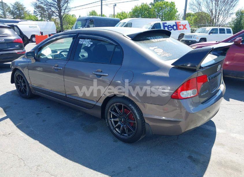 Photo 3 of 2010 Honda Civic LX (VIN 2HGFA1F51AH552735)