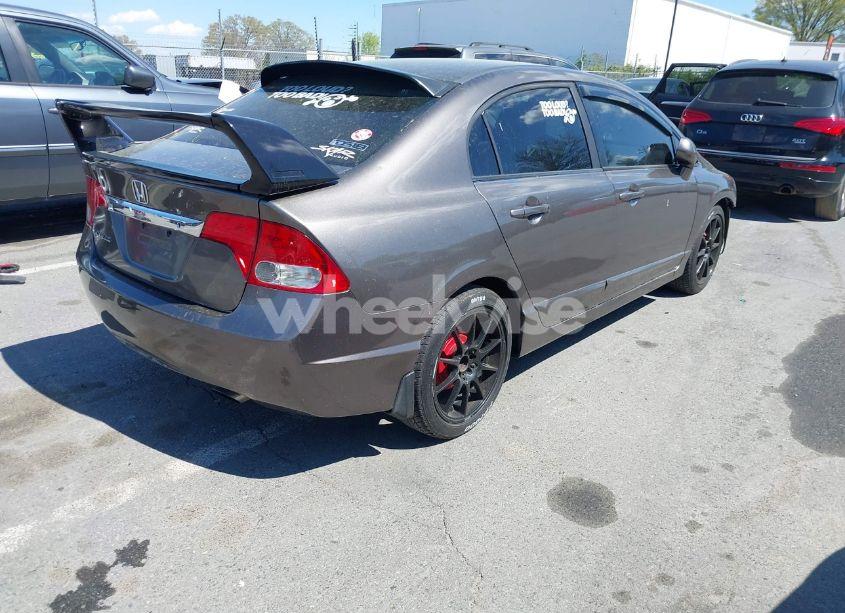 Photo 4 of 2010 Honda Civic LX (VIN 2HGFA1F51AH552735)