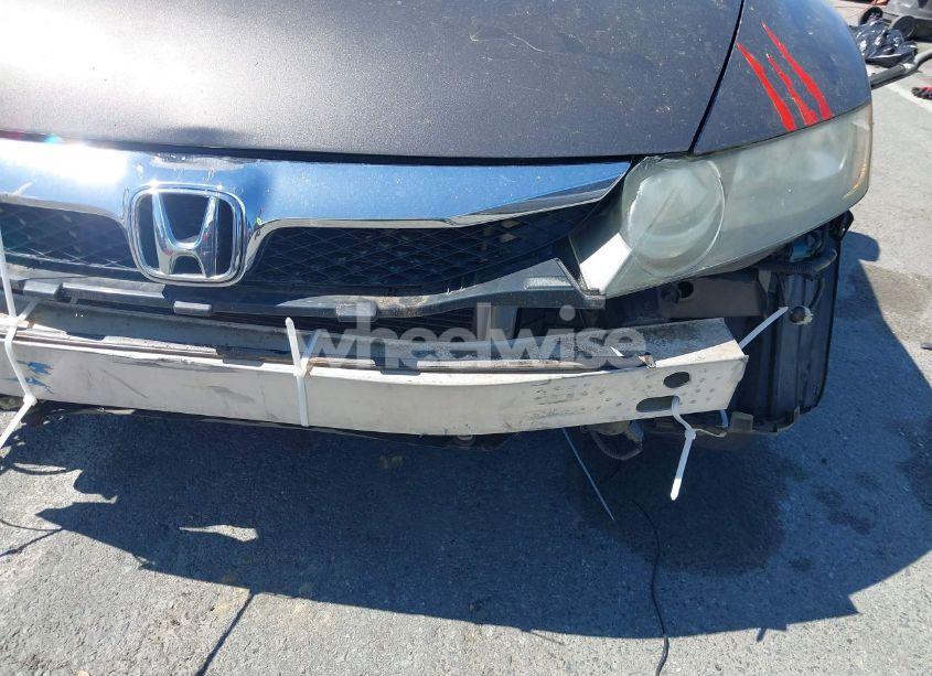 Photo 6 of 2010 Honda Civic LX (VIN 2HGFA1F51AH552735)