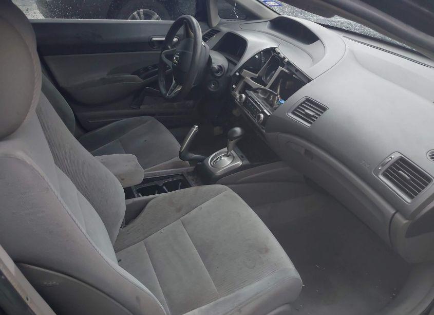 Photo 5 of 2010 Honda Civic LX (VIN 2HGFA1F51AH558809)