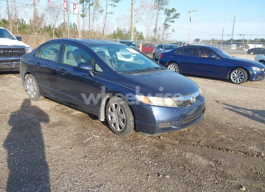 2010 Honda Civic LX (VIN 2HGFA1F51AH559071) main photo