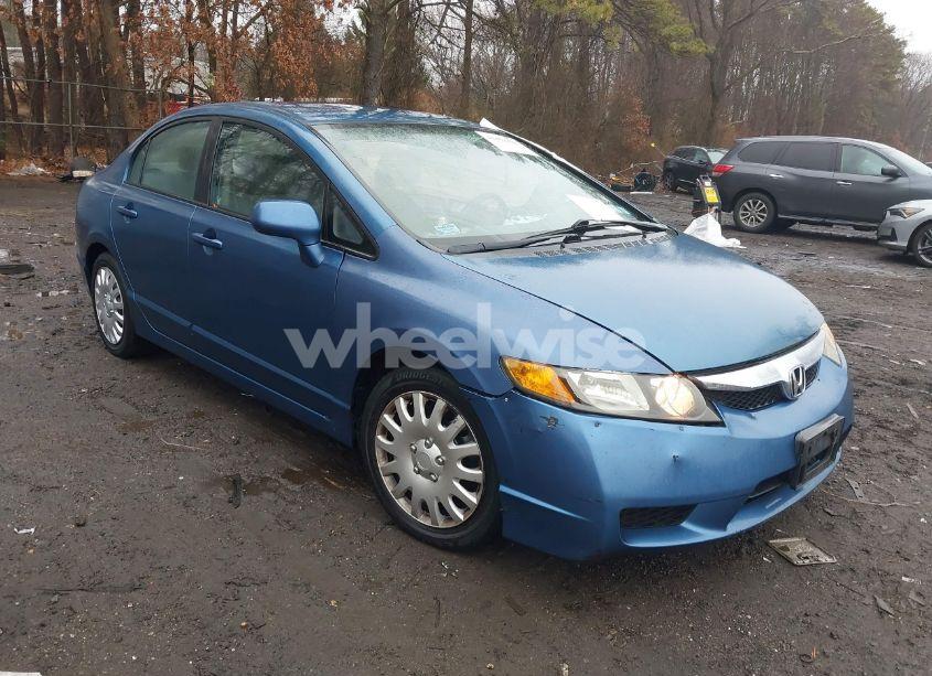 2010 Honda Civic LX (VIN 2HGFA1F51AH568353) main photo