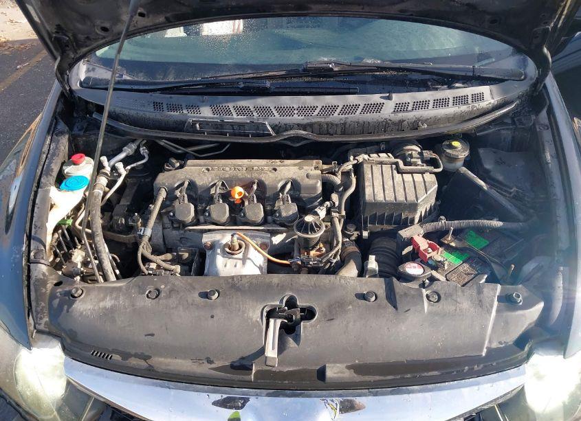 Photo 10 of 2010 Honda Civic LX (VIN 2HGFA1F51AH572354)