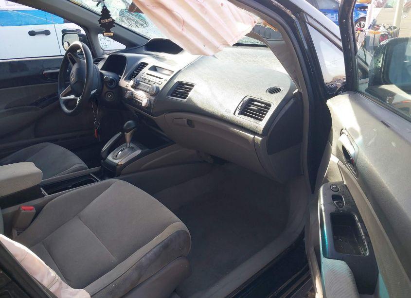 Photo 5 of 2010 Honda Civic LX (VIN 2HGFA1F51AH572354)