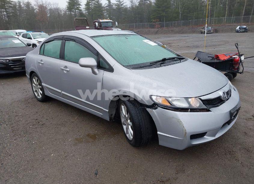 2011 Honda Civic LX (VIN 2HGFA1F51BH517792) main photo