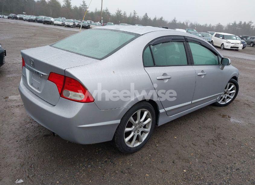 Photo 4 of 2011 Honda Civic LX (VIN 2HGFA1F51BH517792)