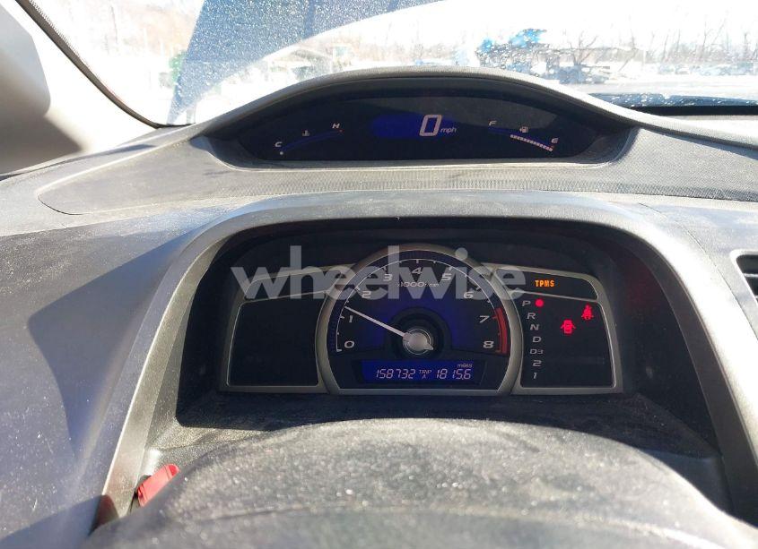 Photo 7 of 2011 Honda Civic LX (VIN 2HGFA1F51BH532647)