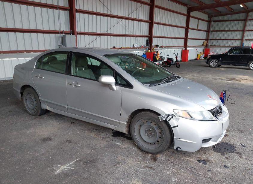 2010 Honda Civic LX (VIN 2HGFA1F52AH308902) main photo