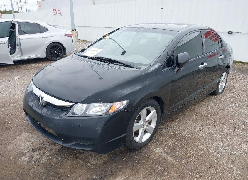 Photo 2 of 2010 Honda Civic LX (VIN 2HGFA1F52AH315154)
