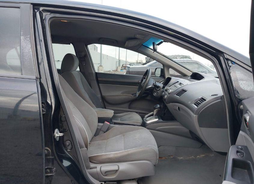 Photo 5 of 2010 Honda Civic LX (VIN 2HGFA1F52AH315154)