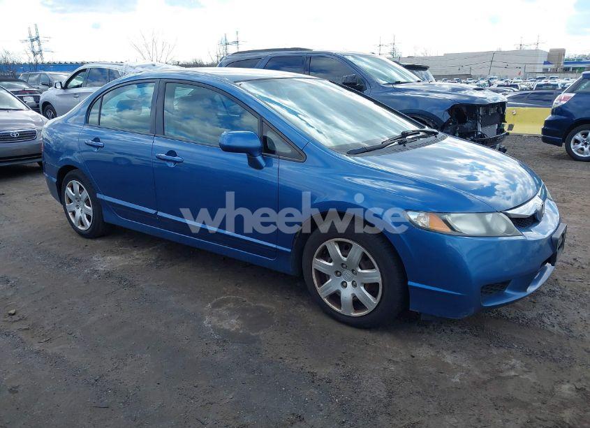 2010 Honda Civic LX (VIN 2HGFA1F52AH322766) main photo