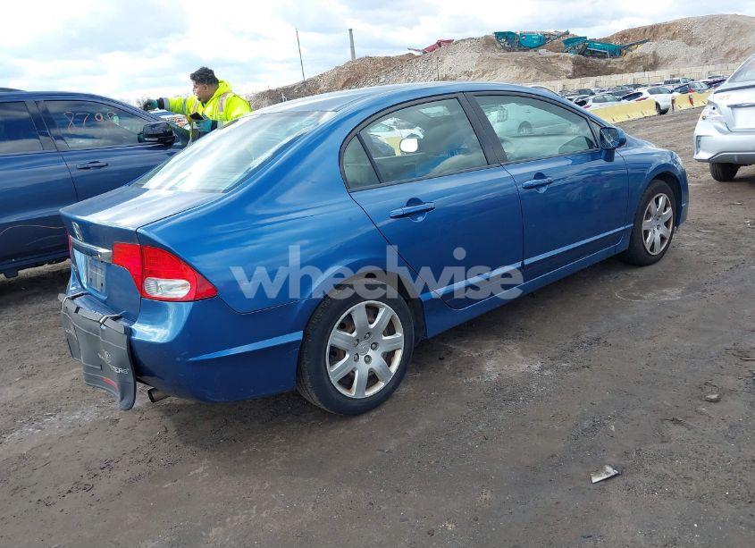 Photo 4 of 2010 Honda Civic LX (VIN 2HGFA1F52AH322766)