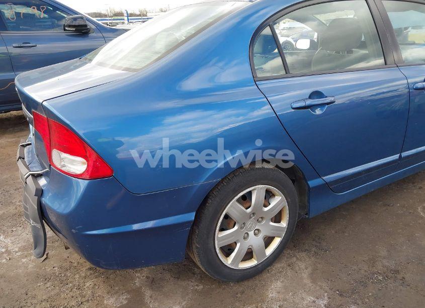 Photo 6 of 2010 Honda Civic LX (VIN 2HGFA1F52AH322766)