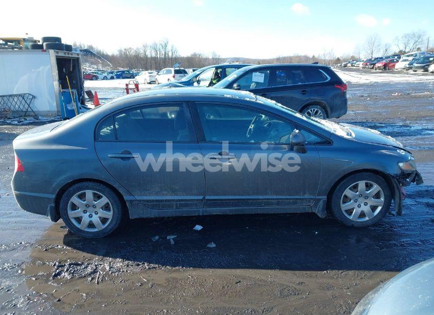 Photo 13 of 2010 Honda Civic LX (VIN 2HGFA1F52AH328695)