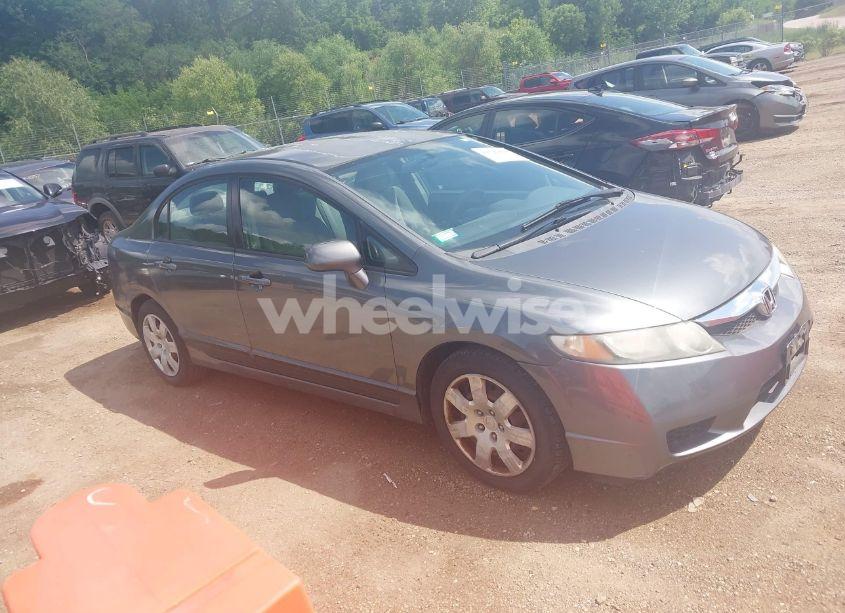 2010 Honda Civic LX (VIN 2HGFA1F52AH535958) main photo