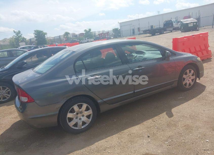 Photo 4 of 2010 Honda Civic LX (VIN 2HGFA1F52AH535958)