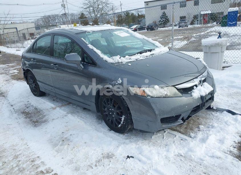 2010 Honda Civic LX (VIN 2HGFA1F52AH536155) main photo