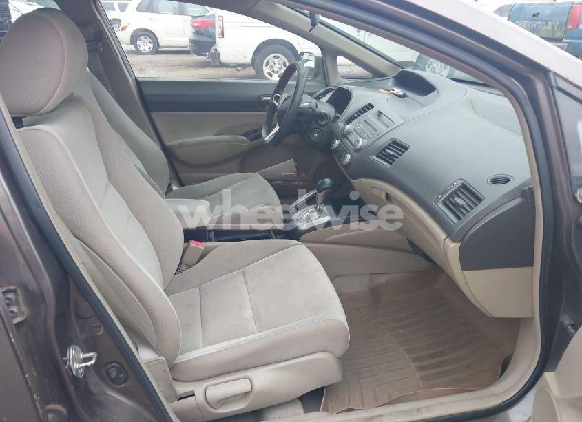 Photo 5 of 2010 Honda Civic LX (VIN 2HGFA1F52AH536592)