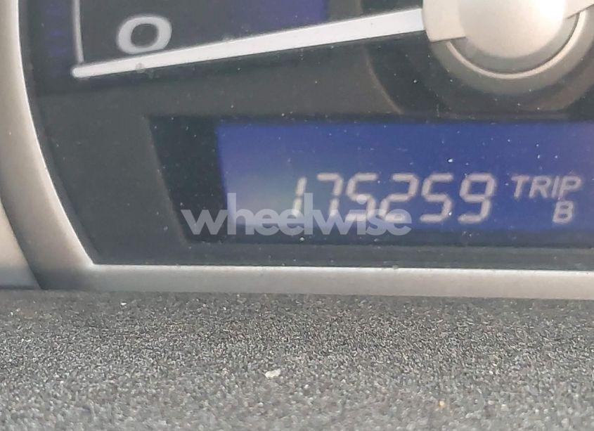 Photo 16 of 2010 Honda Civic LX (VIN 2HGFA1F52AH560195)