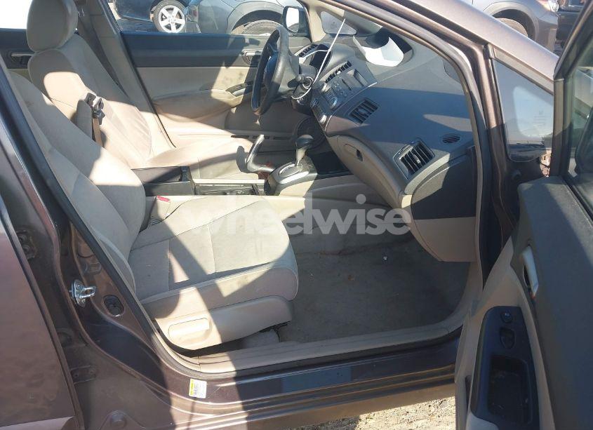 Photo 5 of 2010 Honda Civic LX (VIN 2HGFA1F52AH567440)