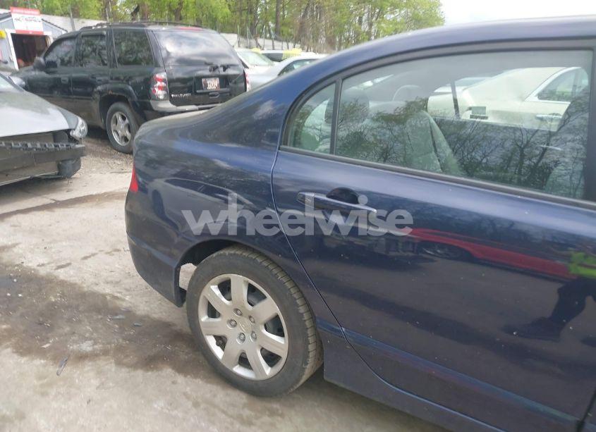 Photo 15 of 2010 Honda Civic LX (VIN 2HGFA1F52AH570385)