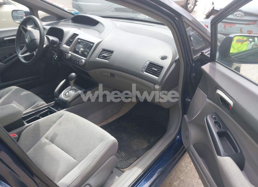 Photo 5 of 2010 Honda Civic LX (VIN 2HGFA1F52AH570385)