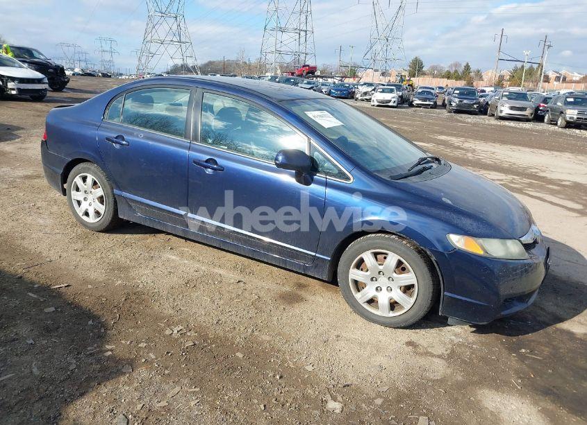 2010 Honda Civic LX (VIN 2HGFA1F52AH588028) main photo