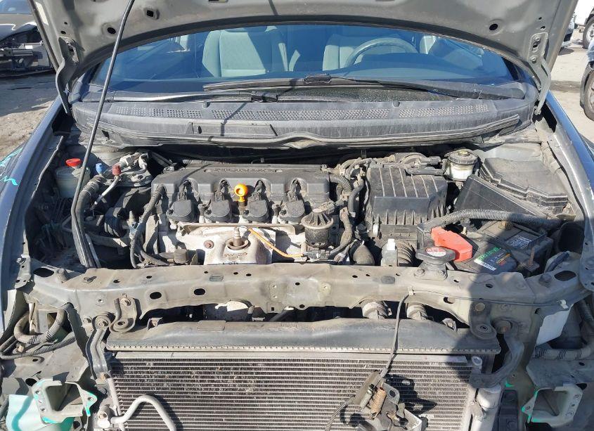 Photo 10 of 2011 Honda Civic LX (VIN 2HGFA1F52BH303779)