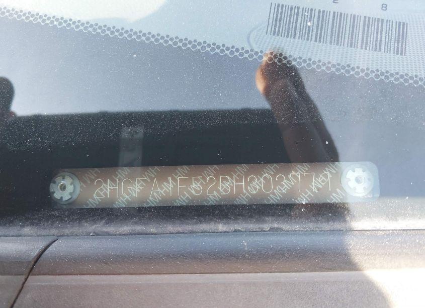 Photo 9 of 2011 Honda Civic LX (VIN 2HGFA1F52BH303779)