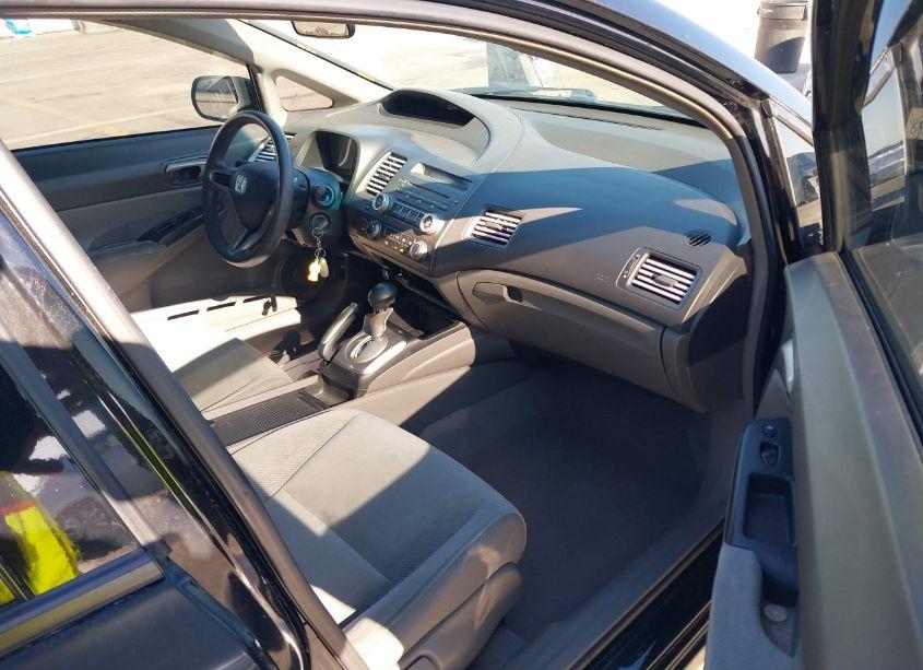 Photo 5 of 2011 Honda Civic LX (VIN 2HGFA1F52BH303894)