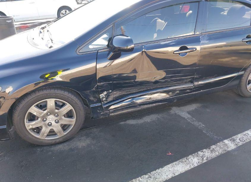 Photo 6 of 2011 Honda Civic LX (VIN 2HGFA1F52BH303894)