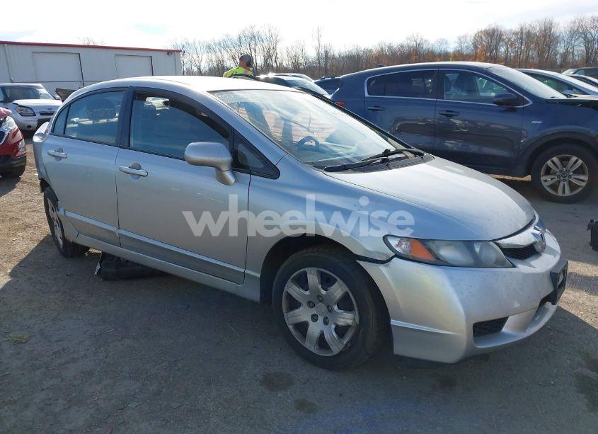 2011 Honda Civic LX (VIN 2HGFA1F52BH308867) main photo