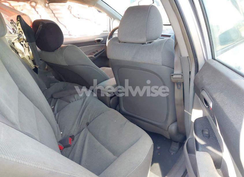 Photo 8 of 2011 Honda Civic LX (VIN 2HGFA1F52BH308867)