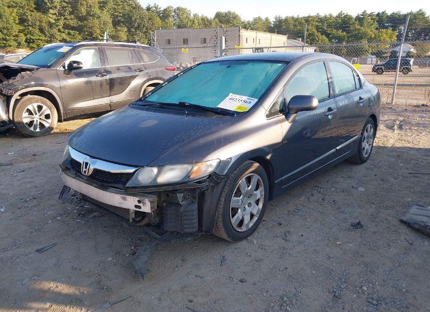 Photo 2 of 2010 Honda Civic LX (VIN 2HGFA1F53AH319682)