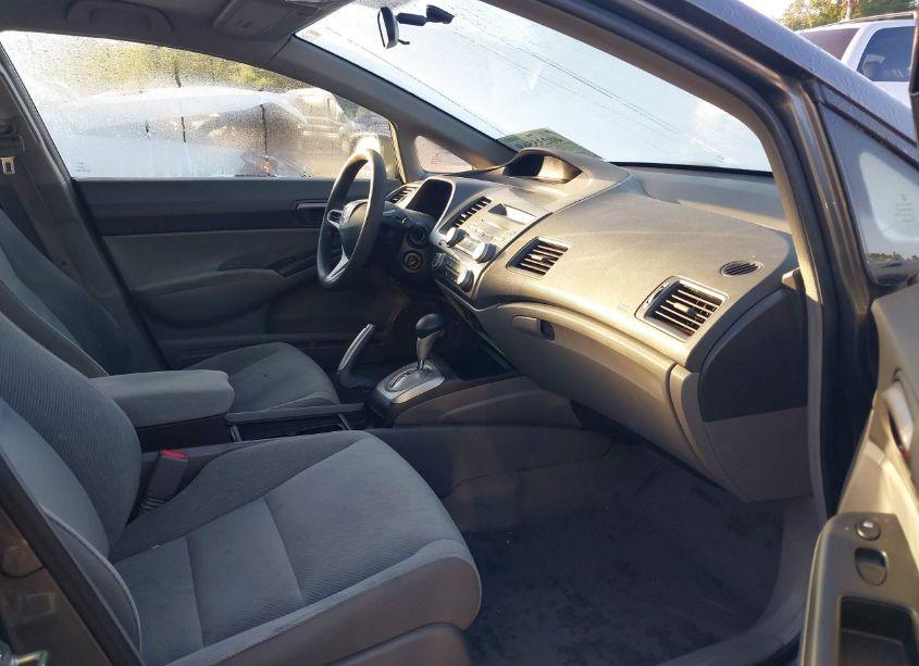 Photo 5 of 2010 Honda Civic LX (VIN 2HGFA1F53AH319682)