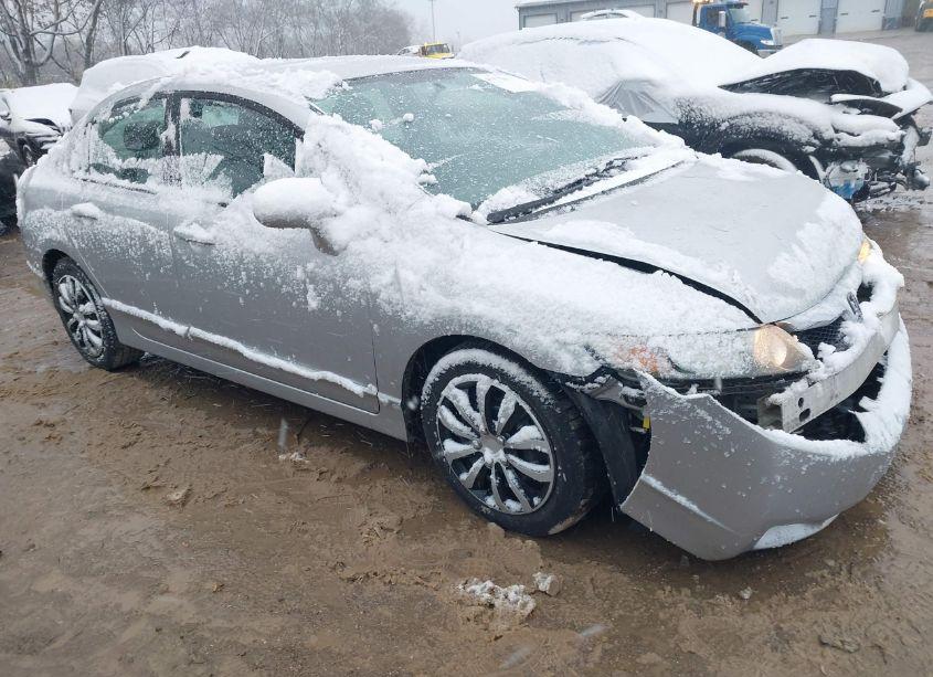 2010 Honda Civic LX (VIN 2HGFA1F53AH330357) main photo