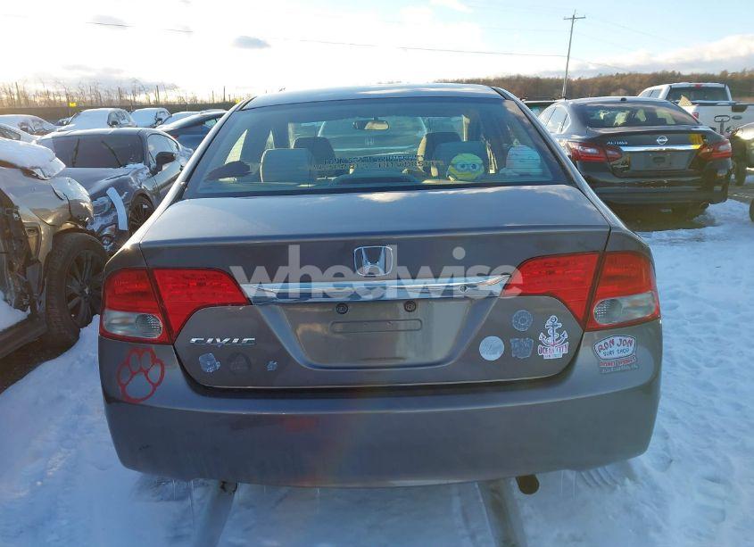 Photo 16 of 2010 Honda Civic LX (VIN 2HGFA1F53AH501642)