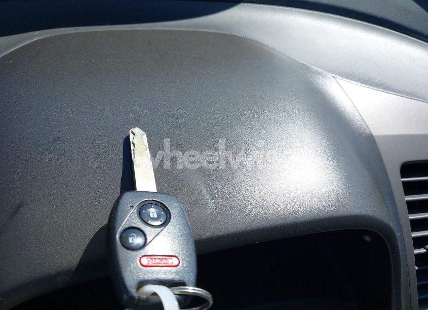 Photo 11 of 2010 Honda Civic LX (VIN 2HGFA1F53AH547228)