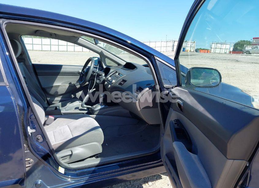 Photo 5 of 2010 Honda Civic LX (VIN 2HGFA1F53AH547228)