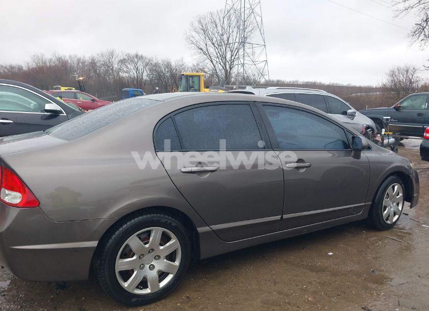 Photo 13 of 2010 Honda Civic LX (VIN 2HGFA1F53AH570654)