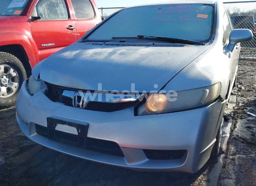 Photo 6 of 2010 Honda Civic LX (VIN 2HGFA1F53AH571254)