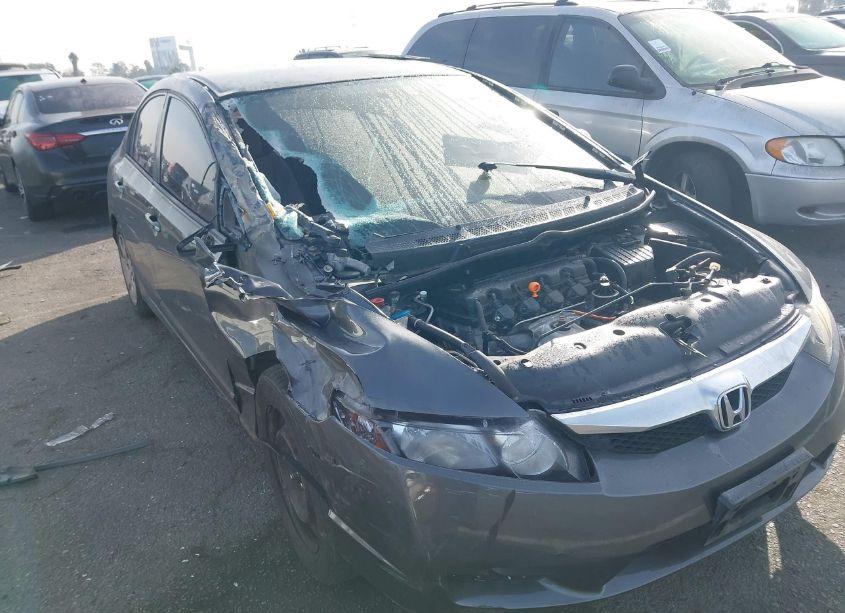 Photo 6 of 2011 Honda Civic LX (VIN 2HGFA1F53BH305394)