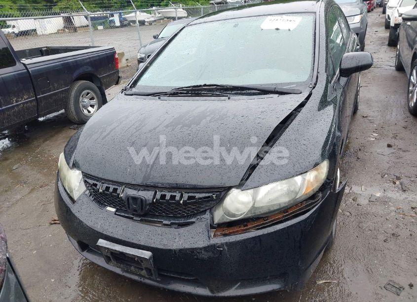 Photo 12 of 2011 Honda Civic LX (VIN 2HGFA1F53BH308540)