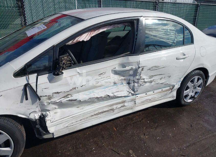 Photo 17 of 2011 Honda Civic LX (VIN 2HGFA1F53BH515641)